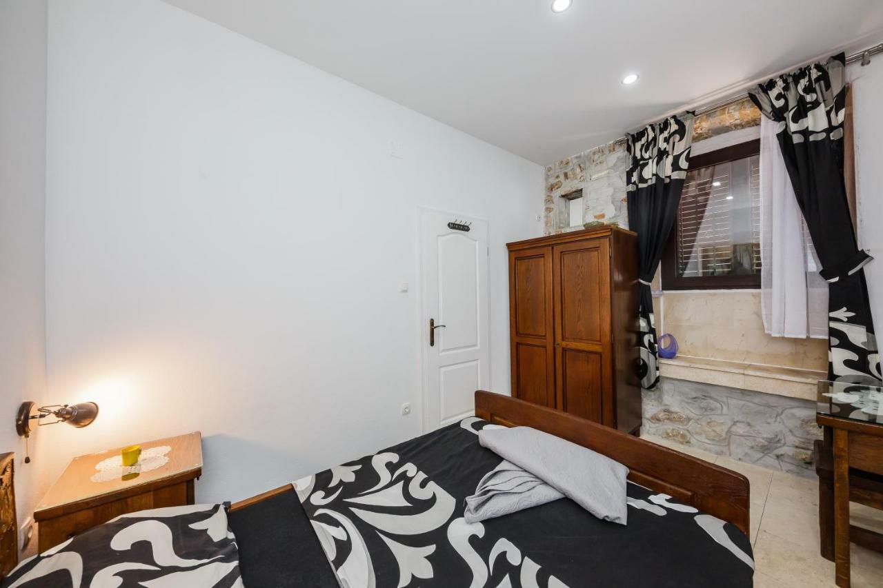 Apartman Lavanda คาชเตลา ภายนอก รูปภาพ