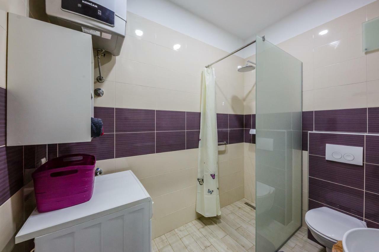 Apartman Lavanda คาชเตลา ภายนอก รูปภาพ